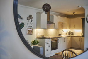 Kitchen Diner- click for photo gallery